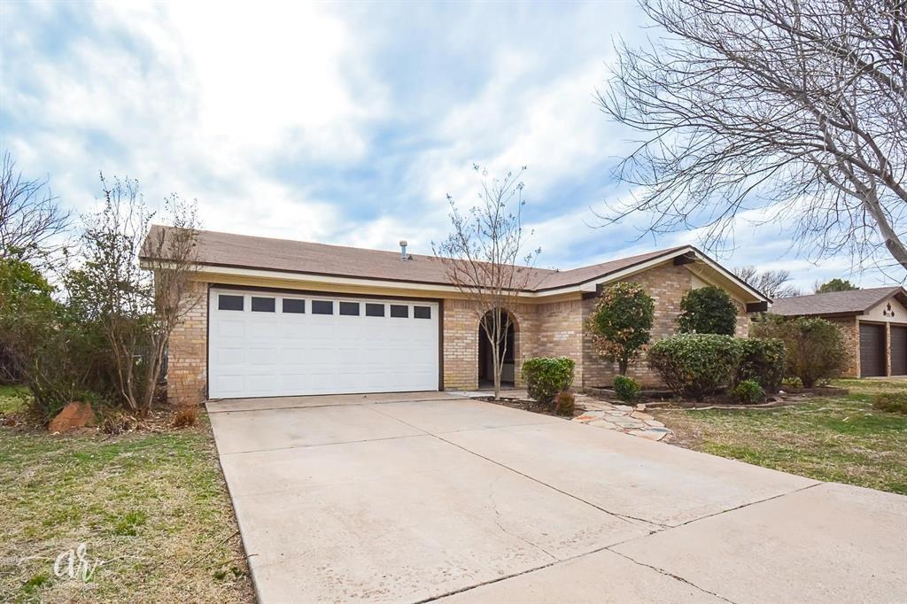 Primary Photo - 5370 Hunters Cir