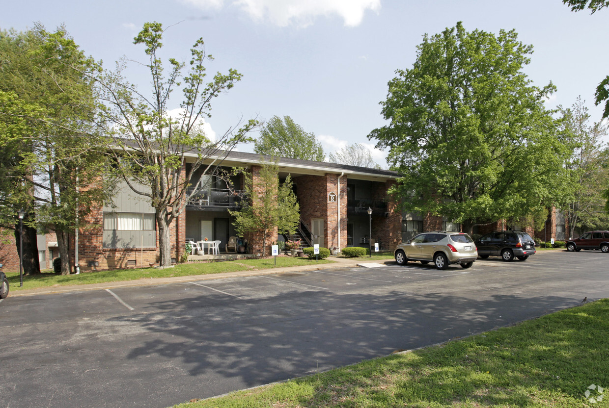 Building Photo - McMurray Manor Apartments