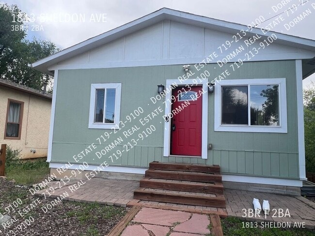 Building Photo - 1813 Sheldon Ave