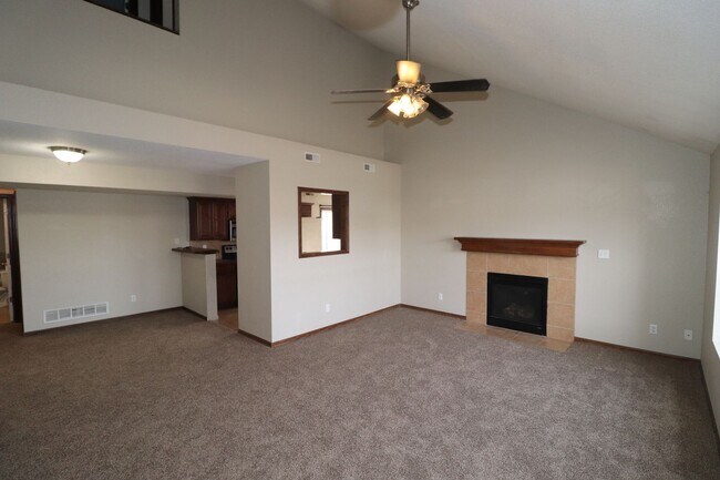 Foto del edificio - Spacious Home for Rent!
