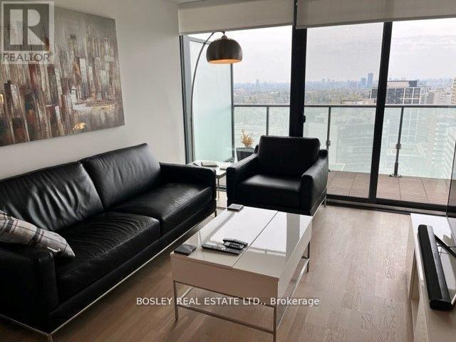 Photo principale - 185-1185 Roehampton Ave