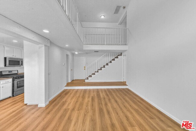 Foto del edificio - 4311 Colfax Ave