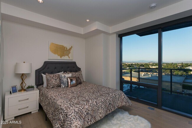 Foto del edificio - 4422 N 75th St