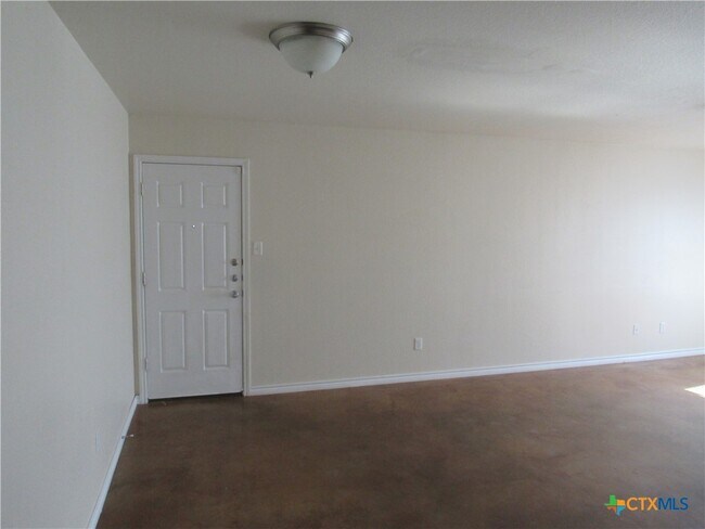 Foto del edificio - 2906 Starlight Dr