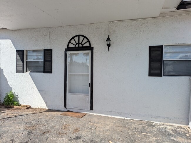 Foto del edificio - 201 W 1st St