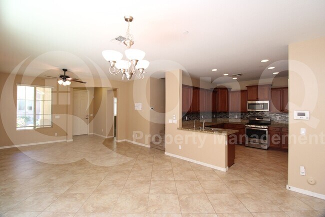 Foto del edificio - 17466 N 92nd Ave