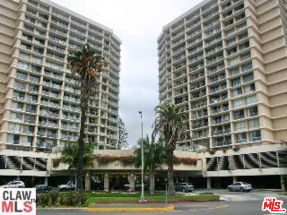 Foto del edificio - 201 Ocean Ave Ext