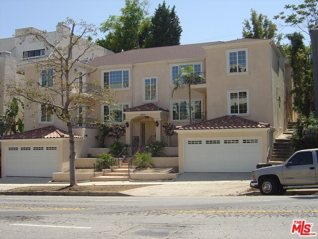 Primary Photo - 1415 S Beverly Glen Blvd