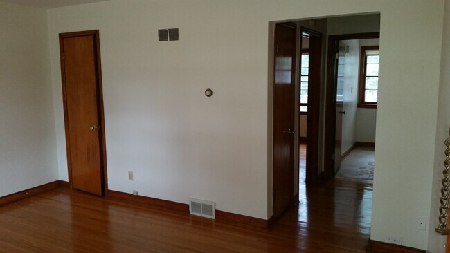 Foto del edificio - 8333 W North Ave