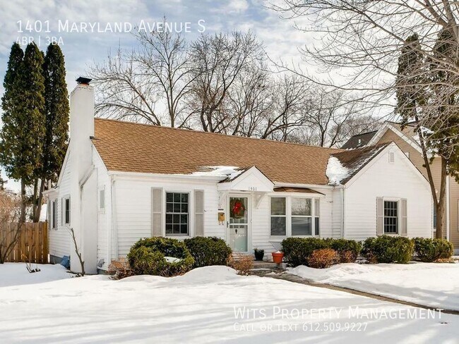 Building Photo - 4 Bed 3 Bath House in St Louis Park with 2...