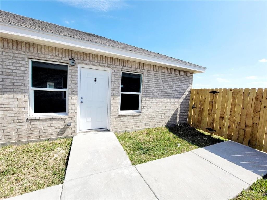 5805 Nightingale Ave Unit 4, McAllen, TX 78504 Room for Rent in