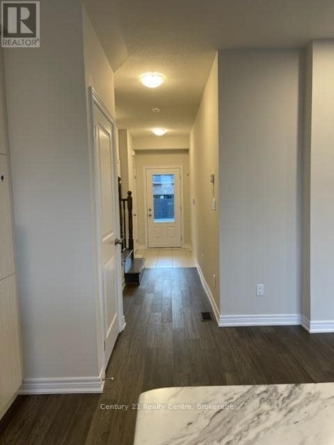 Photo du bâtiment - 6 Mockingbird Ln