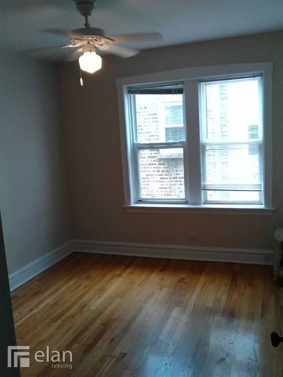 Foto del edificio - 2956 W Belle Plaine Ave