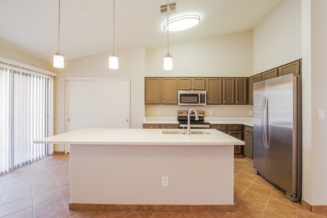 Foto del edificio - 22381 N 107th Dr