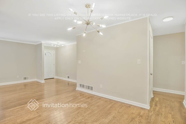 Building Photo - 3715 Wisteria Ln SW