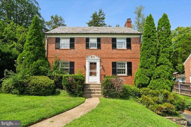 Building Photo - 9422 Locust Hill Rd
