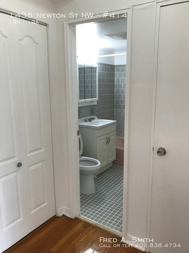 Building Photo - Great location, Utilities Included