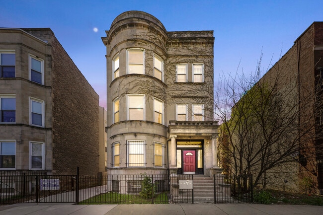 Foto del edificio - 6014 S Prairie Ave