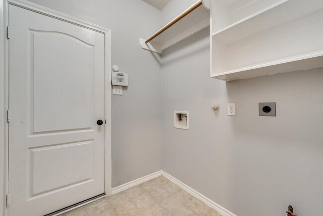 Foto del edificio - 20718 Cypress Green Ln