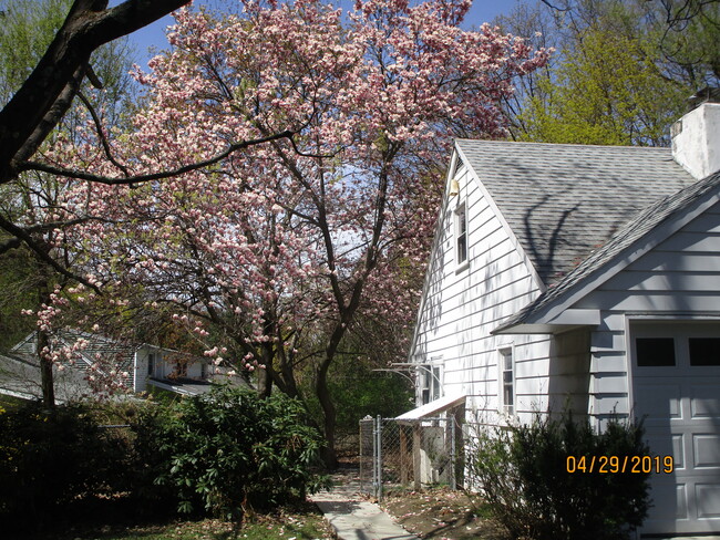 Foto del edificio - 138 Old Niskayuna Rd