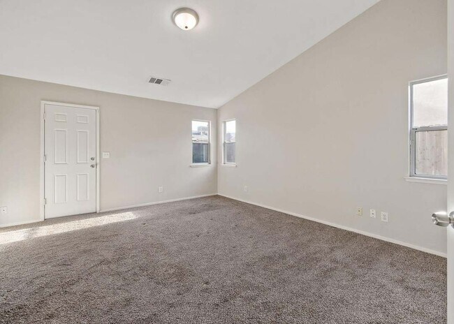 Foto del edificio - 2111 W Merritt Ave