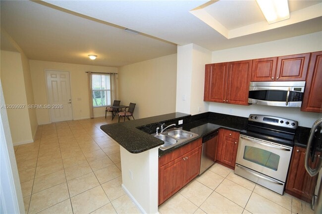 Building Photo - 4501 Mimosa Terrace