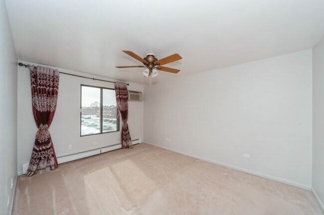 Building Photo - 9 Timber Ln