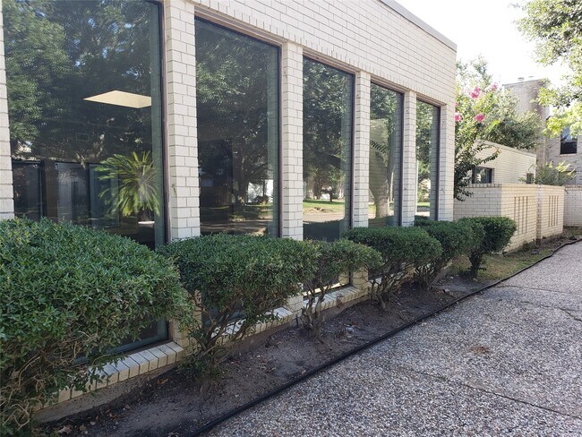Foto del edificio - 10738 Villa Lea Ln