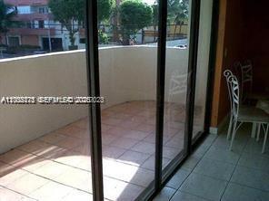 Foto del edificio - 7740 Abbott Ave