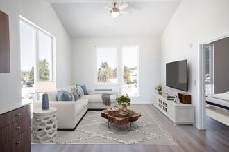 Top Floor Midrise - Villas at 28th