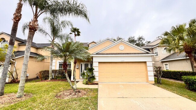 Building Photo - FABULOUS 4 Bedroom, 2.5 Bathroom Home in O...