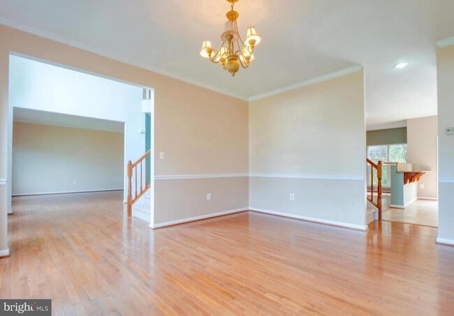 Foto del edificio - 8464 Hessian Hill Ct