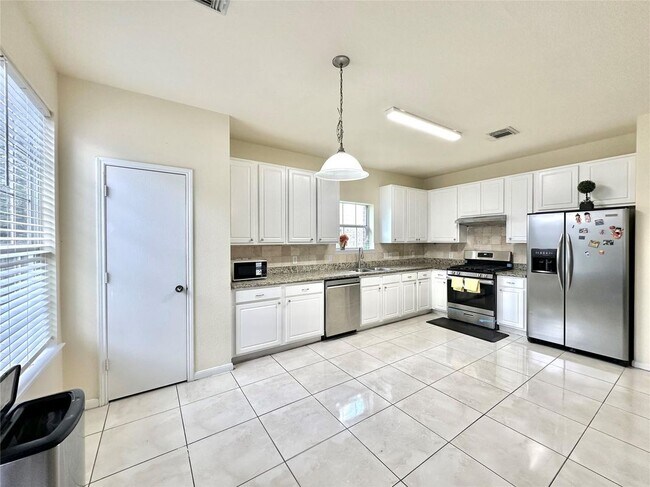 Foto del edificio - 2214 Bristol Bend Ln