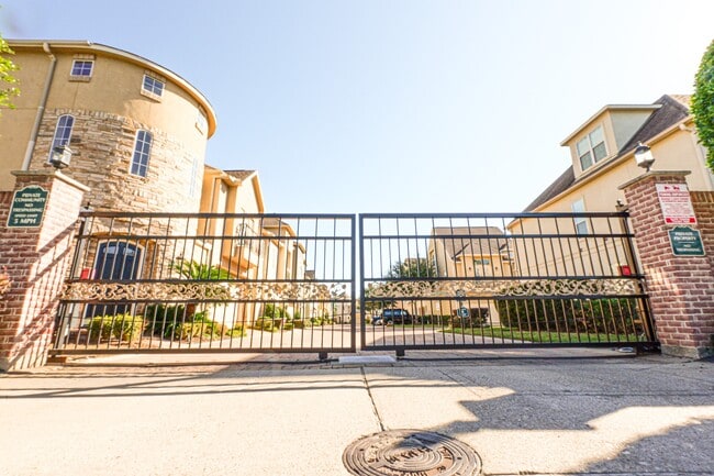 Foto del edificio - 1314 Sherwood Springs Ln