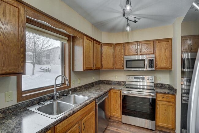 Building Photo - 3601 Basalt Ln