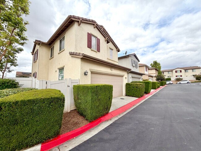 Foto del edificio - Charming 3 Bedroom Bel Flora Home with Private Patio & Amenities