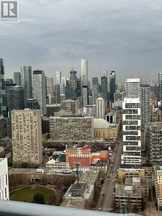 Building Photo - 100 Dalhousie St