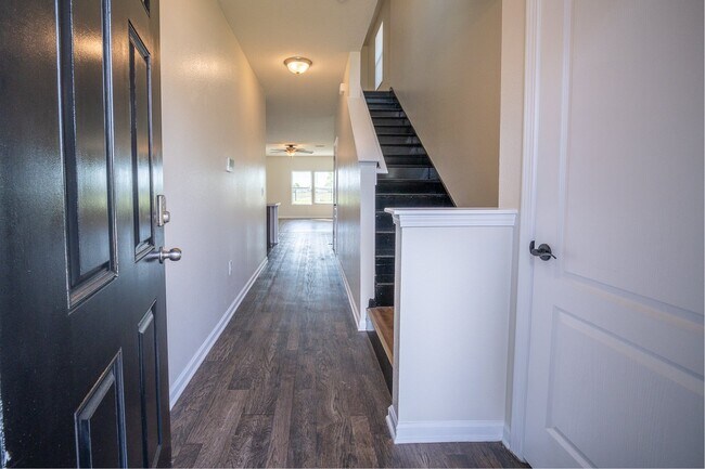 Building Photo - 2528 Acorn Creek Rd