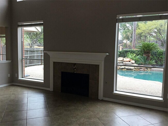Building Photo - 22931 Palm Trail Dr