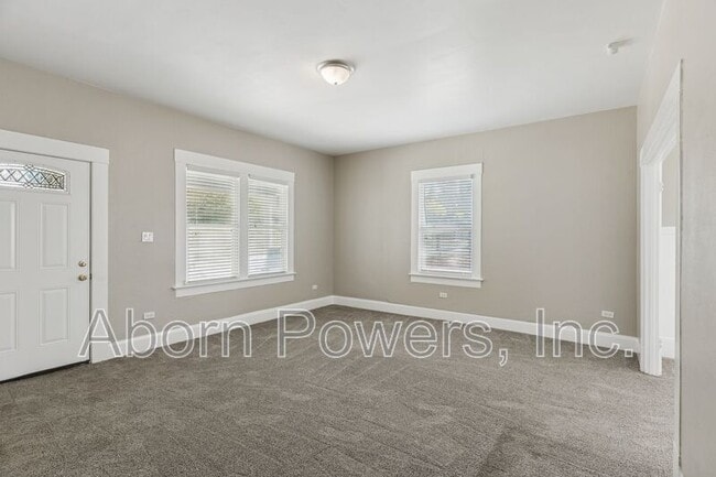 Foto del edificio - 2984 Bedford Ave