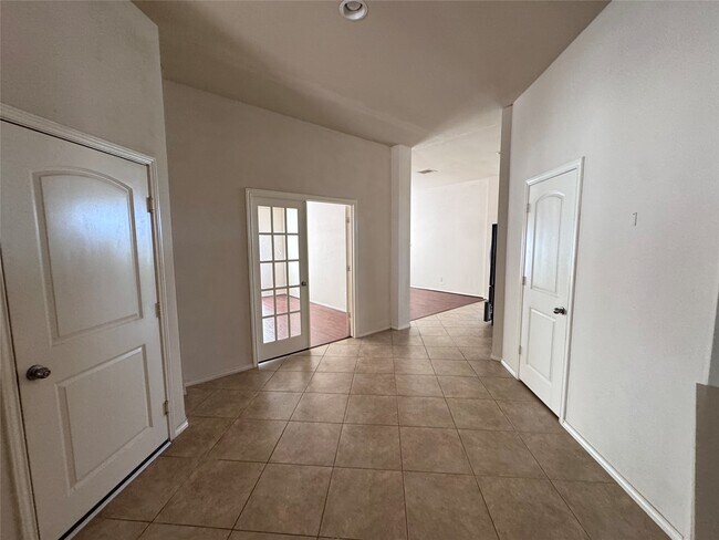 Foto del edificio - 22010 Rustic Canyon Ln