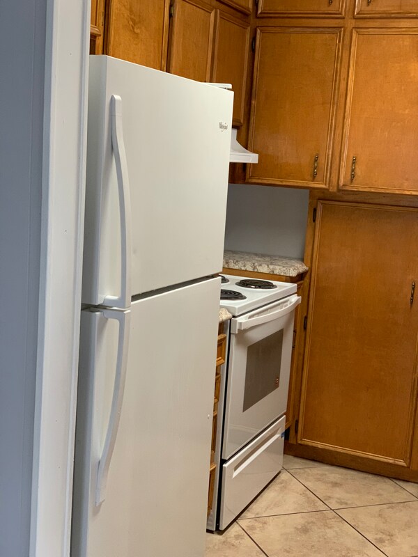 Foto del edificio - 325 Briarwood Dr