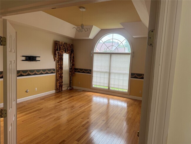 Foto del edificio - 14228 Manderleigh Woods Dr