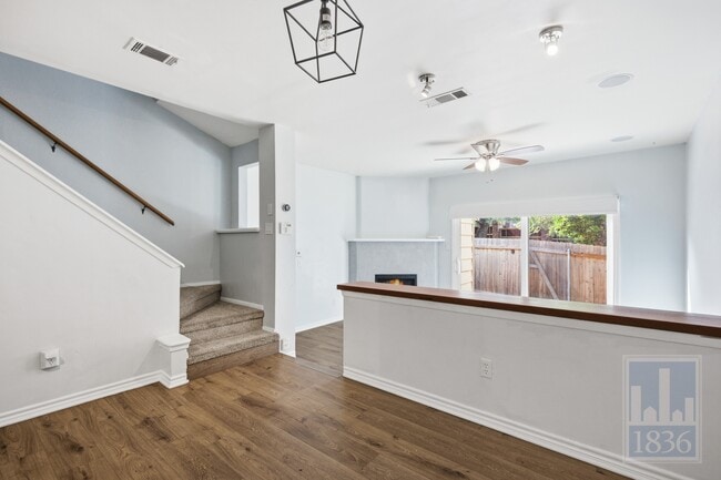 Building Photo - 11821 Bittern Hollow