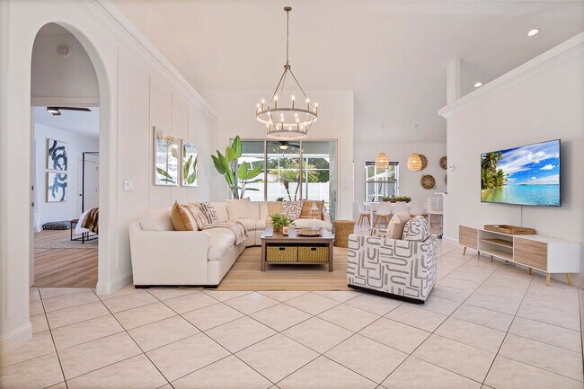 Building Photo - 67 Kashmir Trail