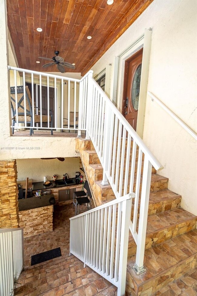 Building Photo - 12845 SW 49th Terrace