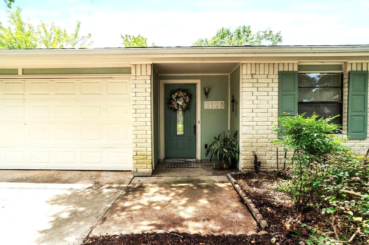 Foto del edificio - 2126 Turtle Creek Dr