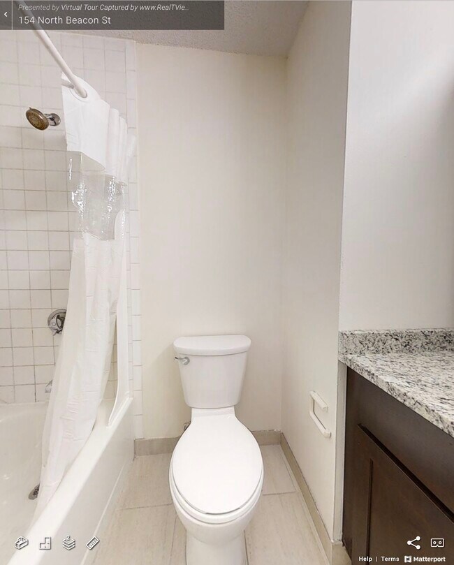 Foto del edificio - 150 North Beacon St