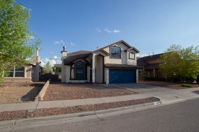 Foto del edificio - 13260 Emerald Creek Dr
