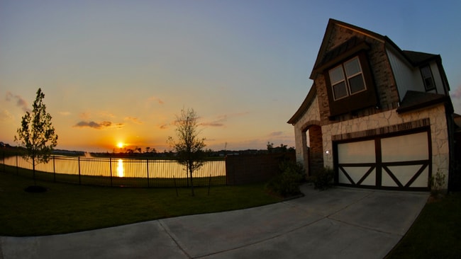 Building Photo - 12803 Silverbank Run Dr